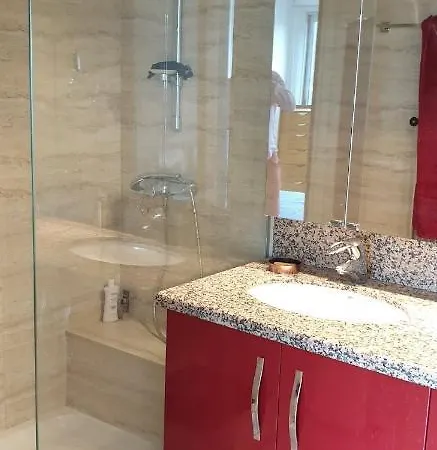 Appartement Lumineux De 90 M2 Situe En Centre Ville Annecy Exterior foto